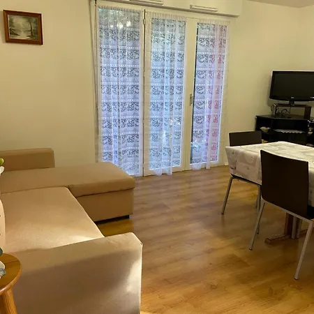 F3 Cosy A Cergy A 10 Minutes De La Gare Cergy Prefecture Et Proche Essec Apartment Exterior photo
